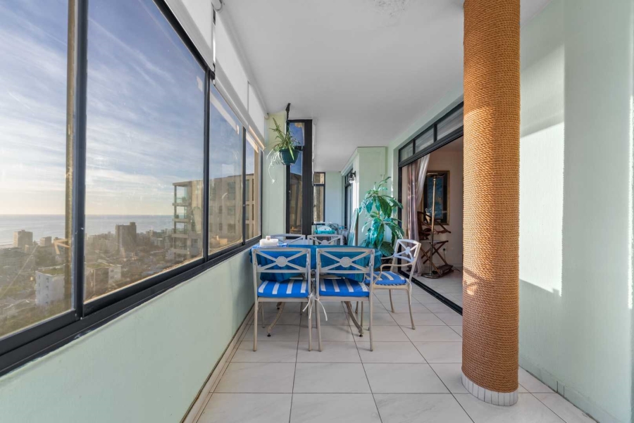 3 Bedroom Property for Sale in Sea Point Western Cape